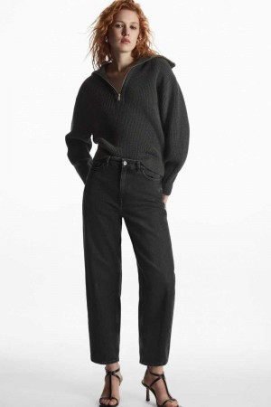 Black Women's COS Arch Tapered Jeans | 906143MZK