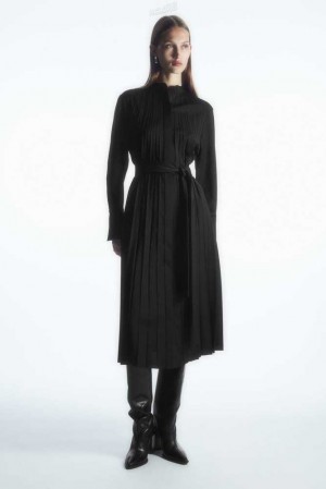 Women's COS Pleated Wool-Blend Shirt Dress Dress | 459276ZGF