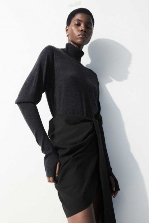 Women's COS The Wool Roll-Neck Sweater Sweaters & Cardigans | 386107HZG