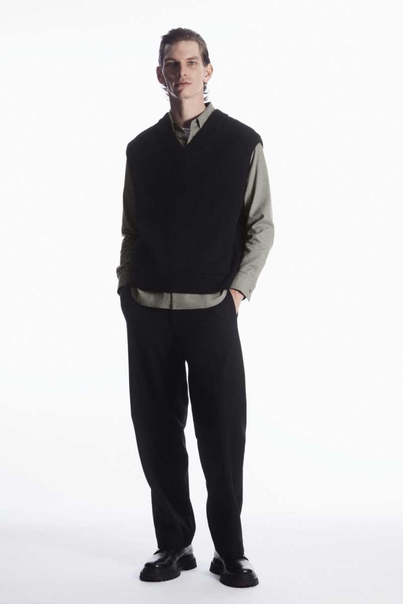 Black Men's COS V-Neck Textured-Wool Vest | 058642OPL