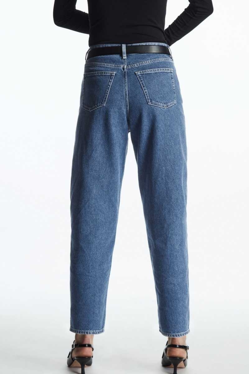 Blue Women's COS Arch Tapered Jeans | 457123IWN